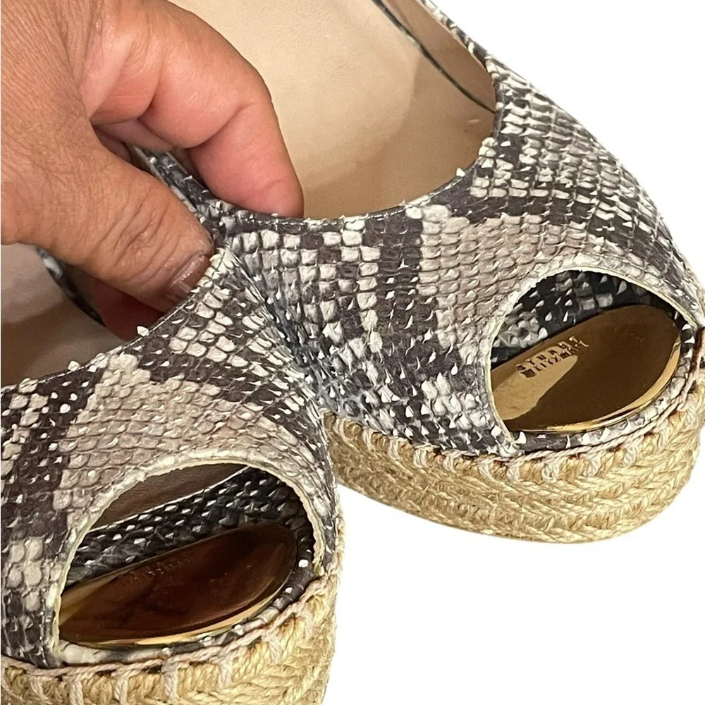 Stuart weitzman Beige Snakeskin Embossed Leather Espadrille Wedge Slingback 9.5M